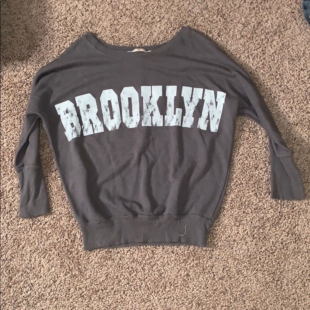 DEREK HEART BROOKLYN CREWNECK